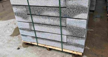 玉林芙蓉白路牙石，马路牙子