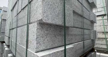 玉林芝麻白路牙石 马路牙子