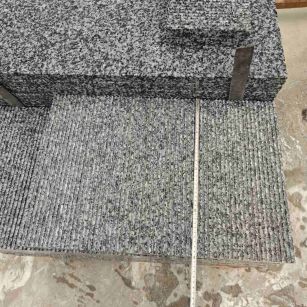 玉林芝麻黑拉丝面