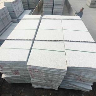 玉林芝麻白毛板，石材毛板