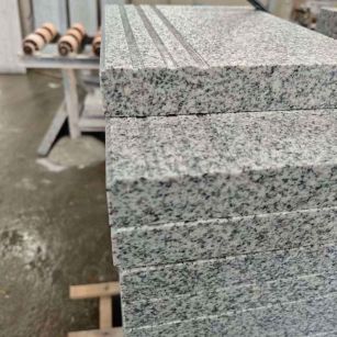 玉林芝麻白楼梯踏步