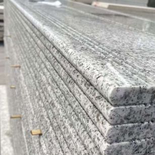 玉林芝麻白楼梯踏步 花岗岩楼梯板材