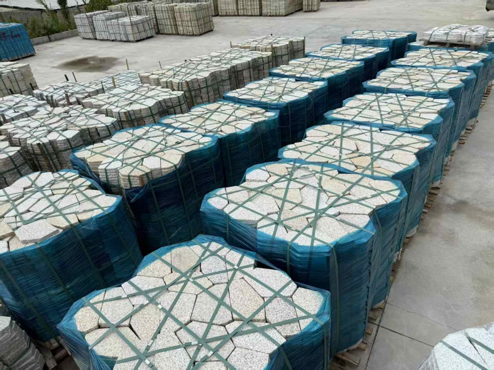 玉林黄金麻冰裂纹 碎拼