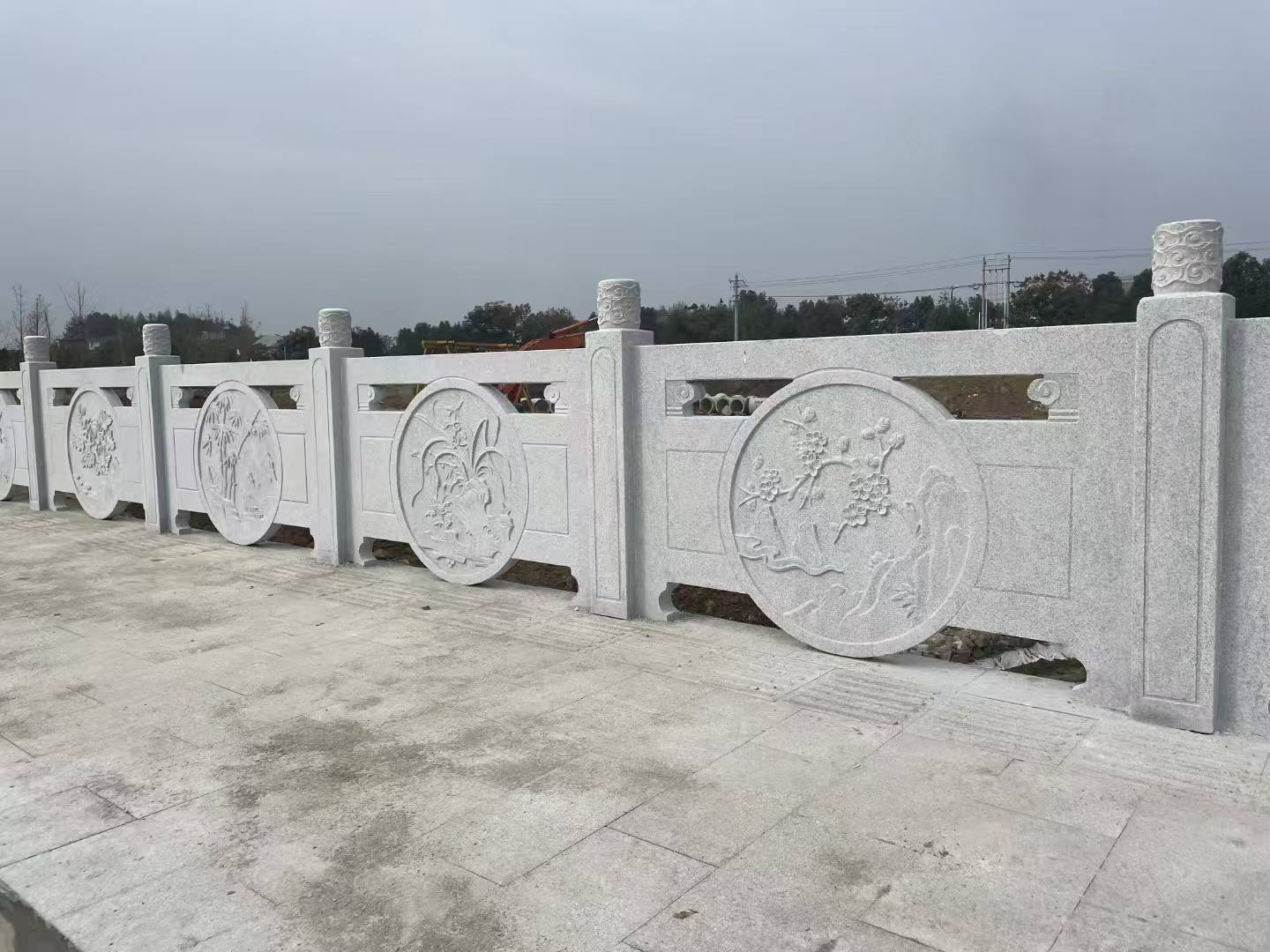 玉林芝麻白河道栏杆 石材栏杆